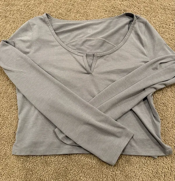 Lululemon Top Long Sleeve - Image 3