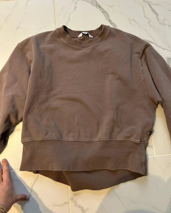 JoyLab Cropped Crewneck - Image 4