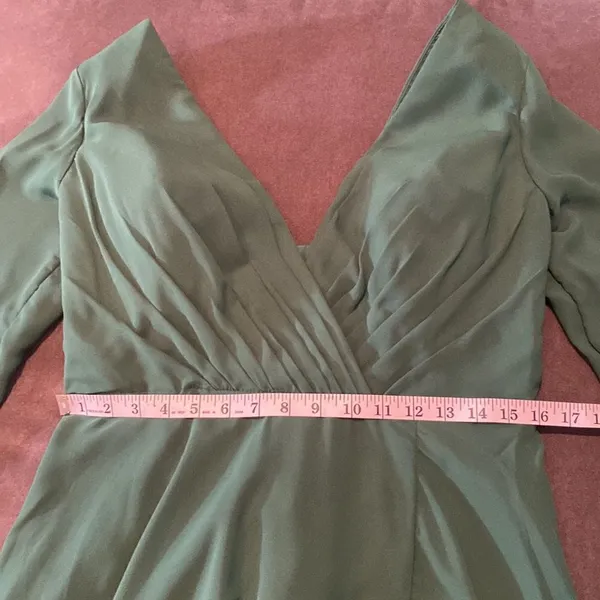 Women’s Green Chiffon Full Length Long Sleeve Dress Corset Back Leg Slit Size 12 - Image 10
