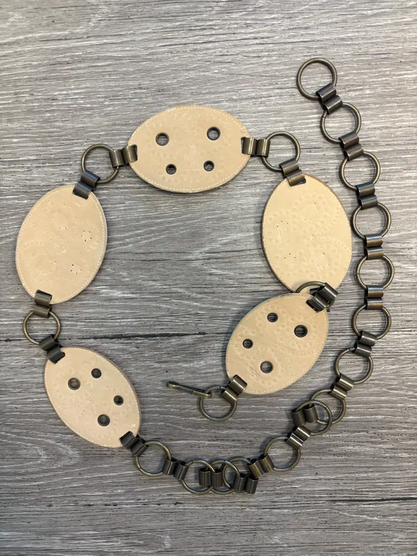 vintage Caché leather ring-linked studded and jeweled belt - Image 6