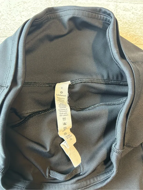 Lululemon Fast and Free High Rise Shorts Black Performance Bike Shorts Size 4 - Image 5