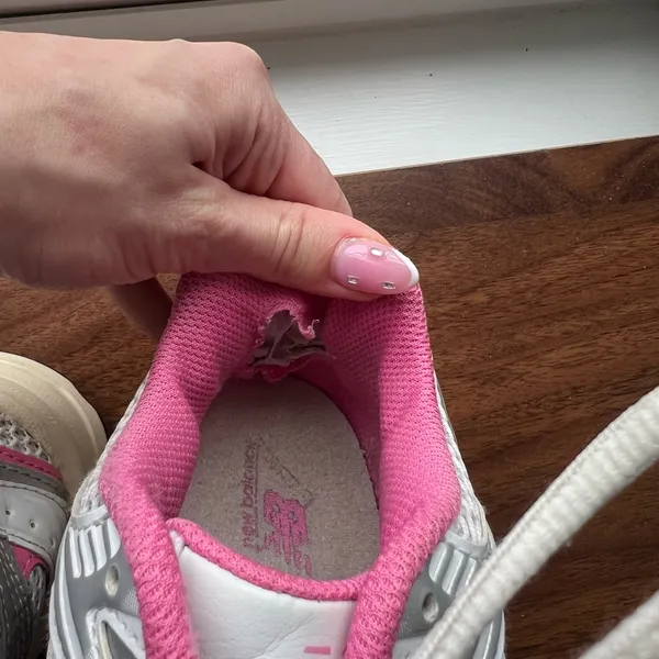 New Balance Mesh Sneakers in White and Pink - Image 4