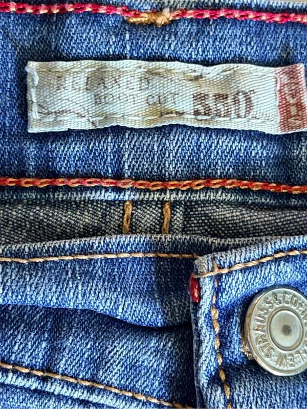 Levi’s 518 Superlow Bootcut Low Rise Jeans - Image 2