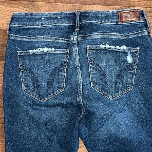 Hollister Dark Blue Distressed Skinny Jeans - Image 4