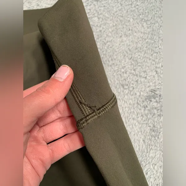 Lululemon wunder under crop high rise luxtreme 8 green olive - Image 4