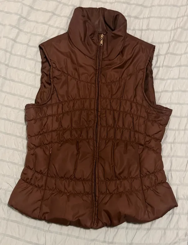 THRE3 Clothing Co. Chocolate Brown Quilted Puffer Vest Size L - Image 2