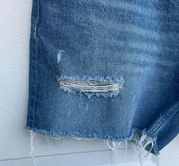 Old Navy Womens Shorts Blue Distressed Denim High Rise Slouchy Cut Off Size 12 - Image 6