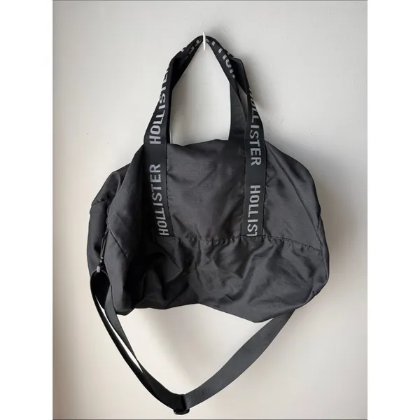Hollister Black Lightweight Gym Duffle Bag Logo Strap Weekender Travel Bag - Image 2