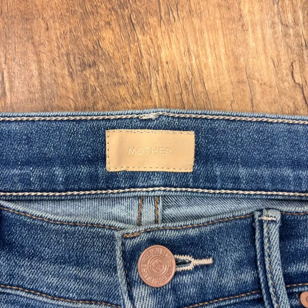 MOTHER Size 26 The Insider Crop Step Fray Jeans Hey Sun Wash Raw Hem High Rise - Image 4
