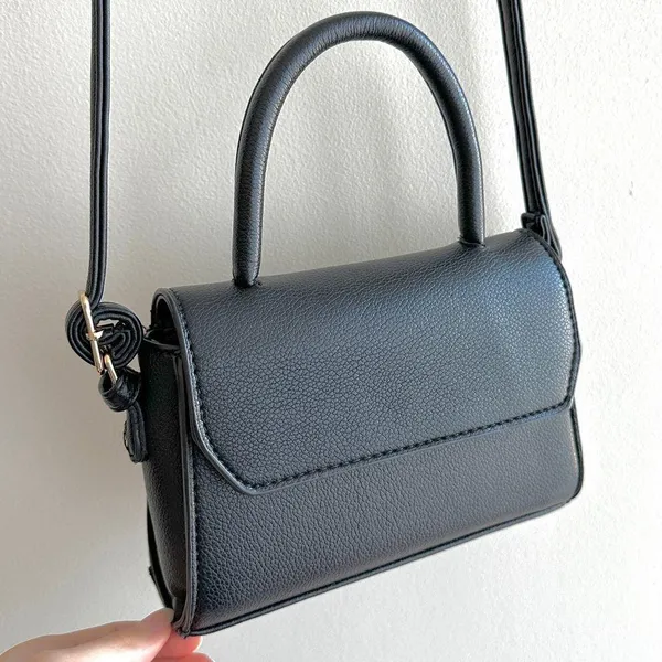 Small Black Top Handle Crossbody Faux Pebble Leather Snap Closure Bag - Image 4