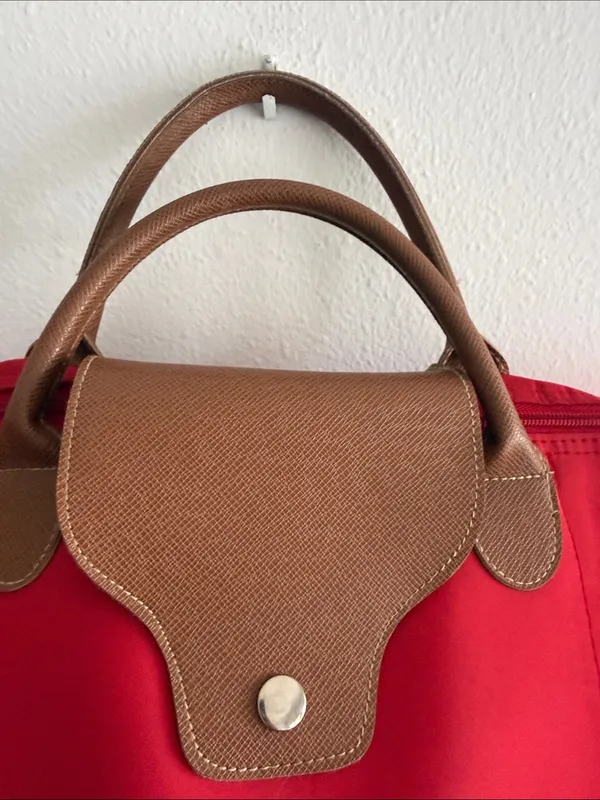 Unbranded Red Tote Handbag with Brown Trim - Classic Women’s Carryall - Image 7