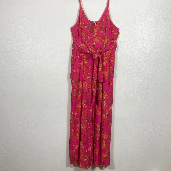 Free People Vibrant Pink Floral Jumpsuit Size 2 100% Viscose - Image 4