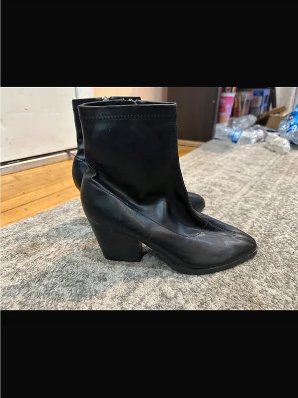 Forever 21 Black Block Heel Ankle Booties - Image 4