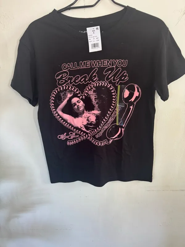 Selena Gomez Black Tee with Pink Graphic 'Call Me' Print - Image 2