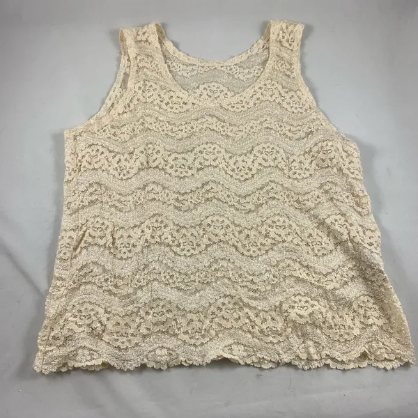 LG/XL Creme Floral Lace stretch Tank top - Image 2