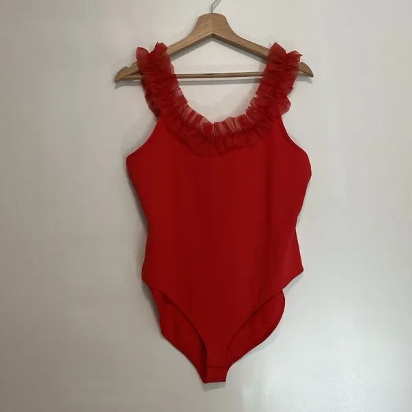 & Other Stories NWT‎ Organza Red Ruffle Bodysuit Size Large - Image 2