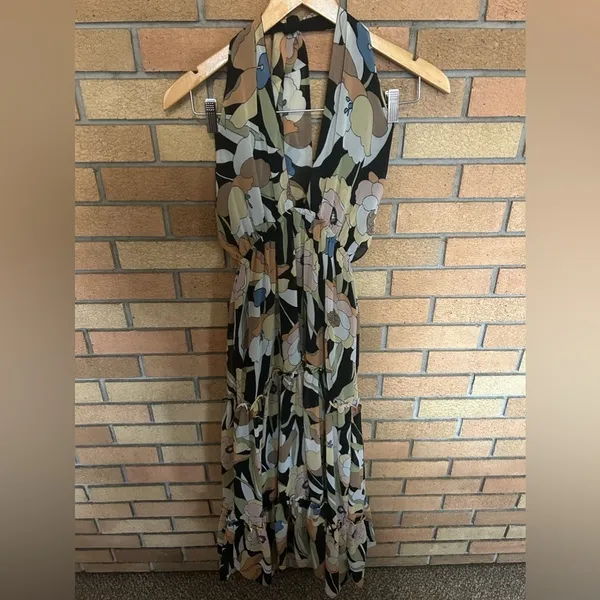 Lulu’s In Vacay Mode Black Floral Print Halter Tiered Maxi Dress Size XS - Image 3
