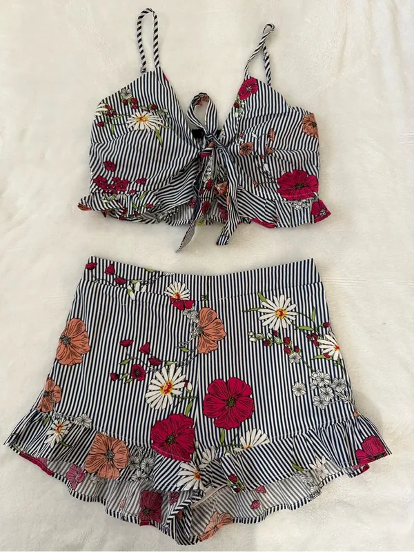 TRAC Floral Stripe Two Piece Set Ruffle Shorts & Tie Front Crop Top S - Image 5