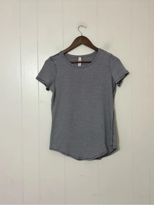Lululemon Love Crew T-Shirt Black White Stripe Pima Cotton Size 4 - Image 3