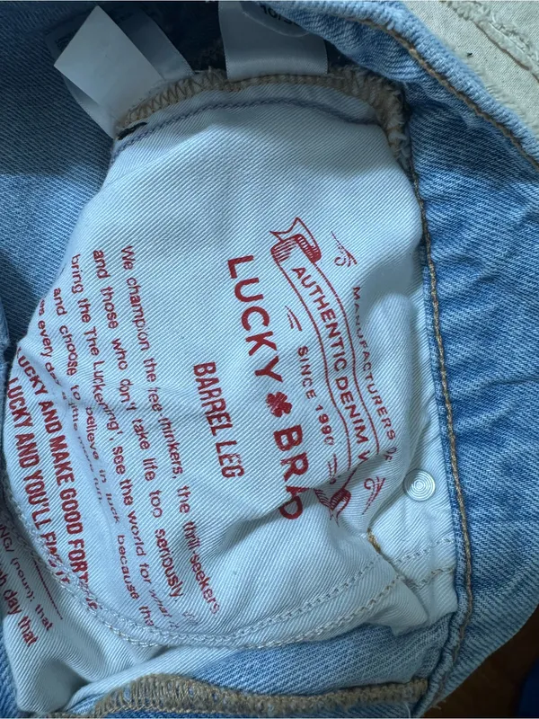 Lucky Brand Barrel Leg Light Wash Jeans - Image 6