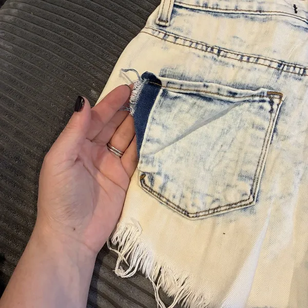 Vibrant Miu Shorts Womens Size S Blue Bleached Denim Jeans Distressed USA Made - Image 12