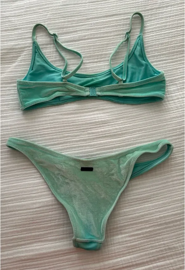 Triangl Bikini - Image 2