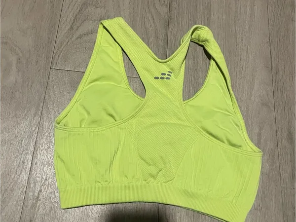 Seamless Racerback Sports Bra in Neon Yellow - Image 2