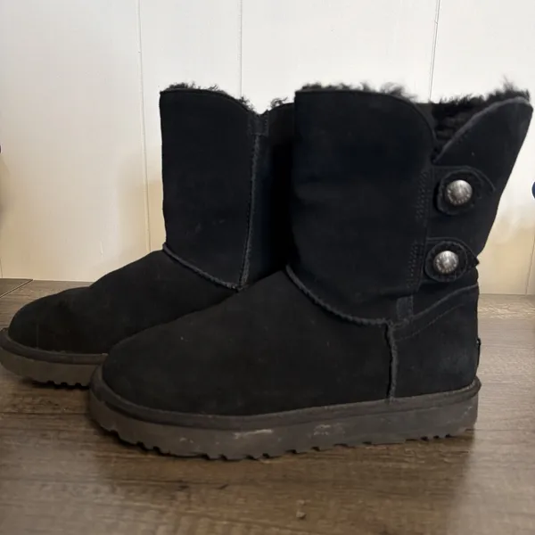 Women's UGG Size 7 Marciela II Water Resistant Boots‎ Suede Buckles - Image 3