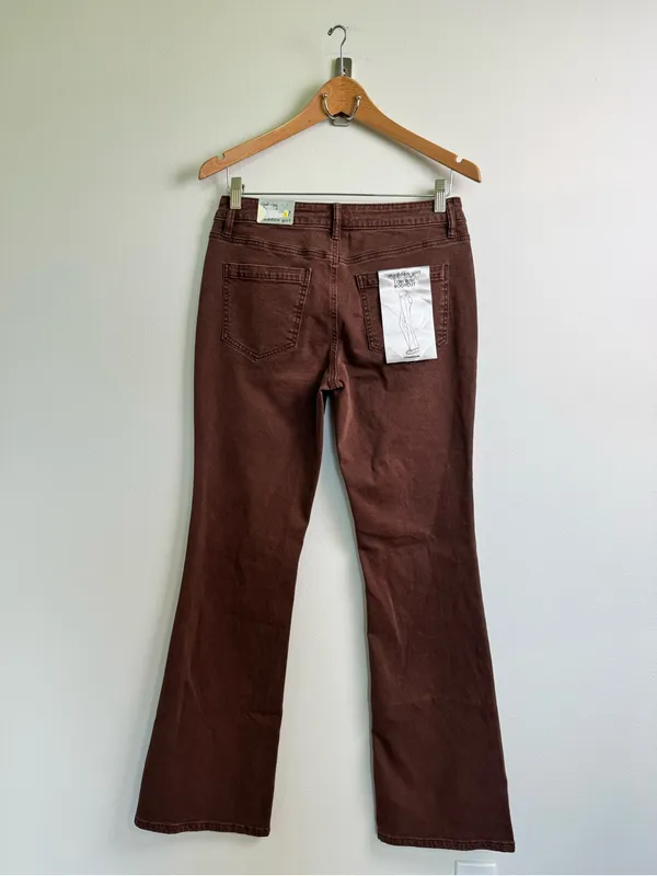NWT Madden Girl Brown Low rise bootcut Jeans Size 7 - Image 6