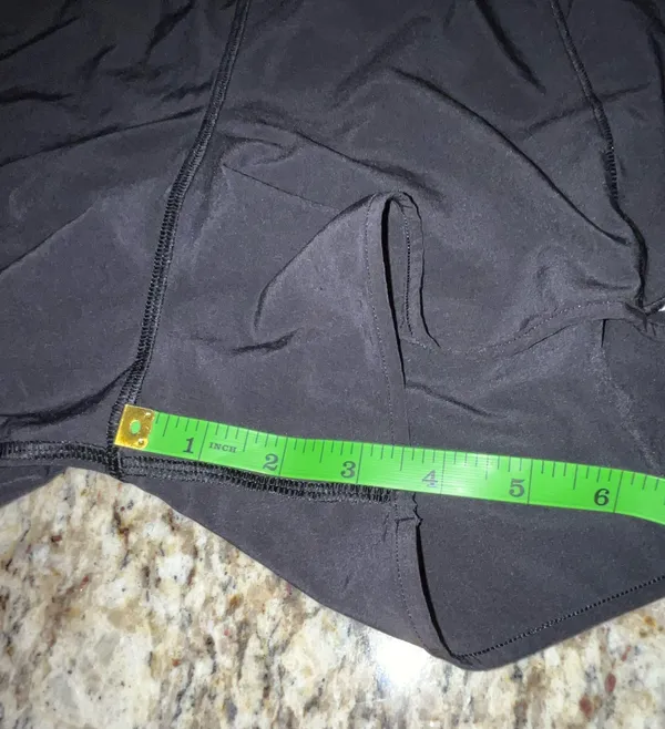 Lululemon Hotty Hot Short II *Long 4" - Black (First Release) - Image 8