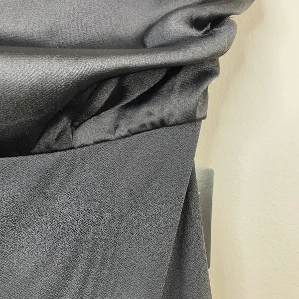 Express black pieced satin strapless bow tie back wide leg jumpsuit XS new nwt - Image 4