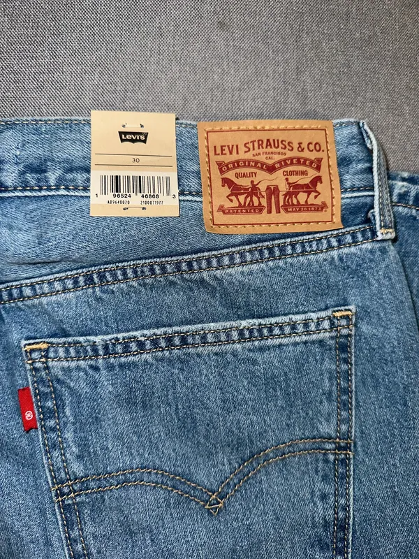Levi’s Low Pro Straight Jeans - Image 3