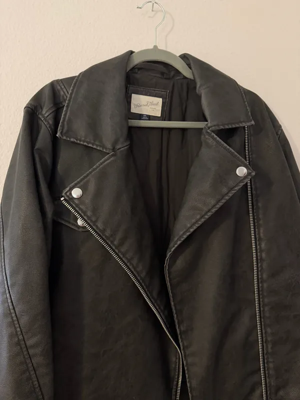 Universal Threads Leather jacket - Image 2