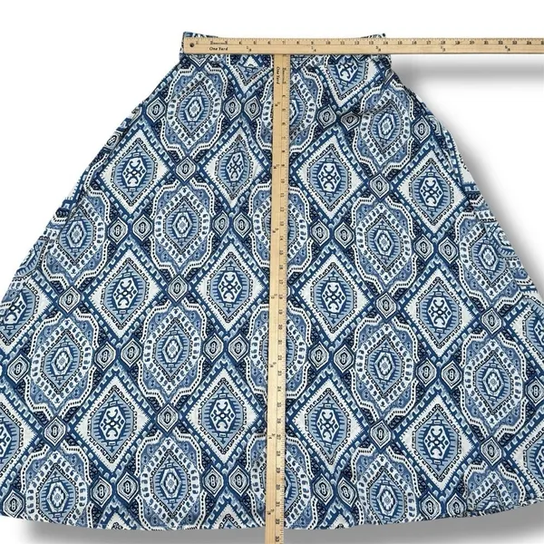 Metrowear Satin Mosaic Print Midi Skirt Blue White‎ Medium - Image 11