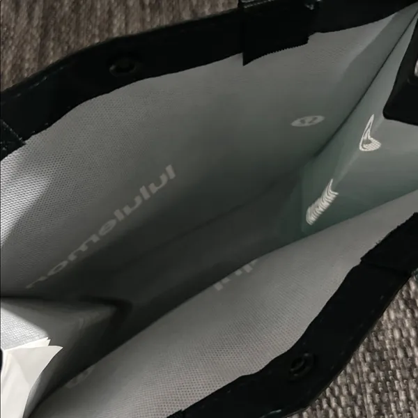 Lululemon reusable tote bag - Image 2