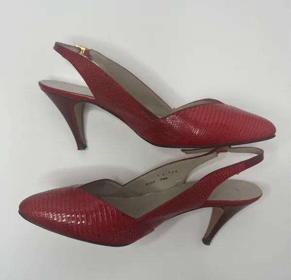 Saks Fifth Avenue Red Slingback Heels Size 7.5B - Image 5