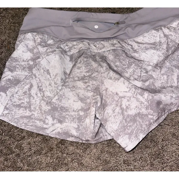 Lululemon shorts - Image 3