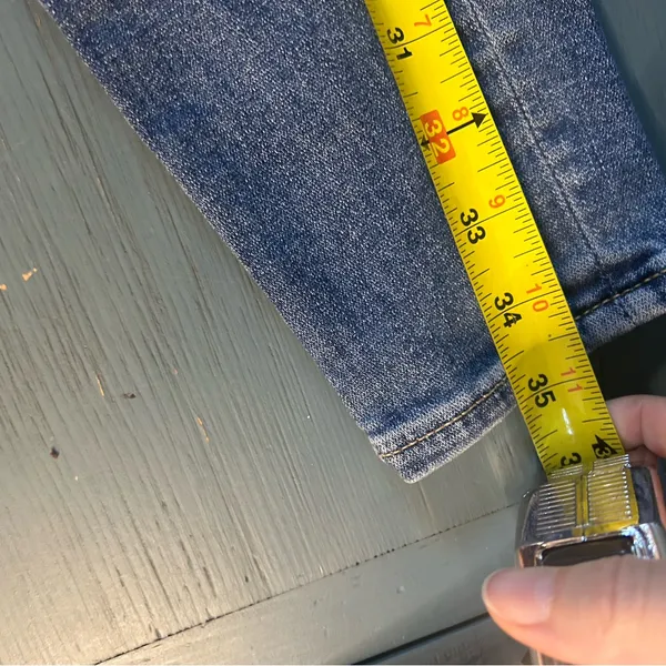 American Eagle Outfitters Light Blue Distressed Skinny Jeans | Size 4 Short - Image 7