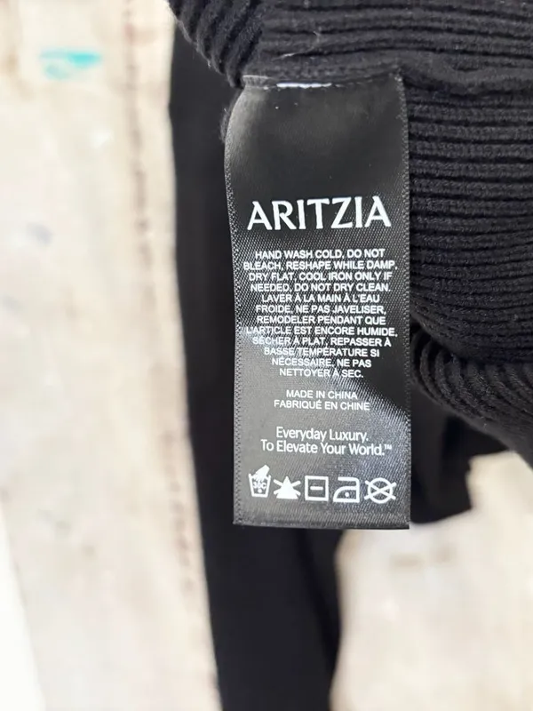 Aritzia Babaton Decision Shrug Cardigan - Image 4