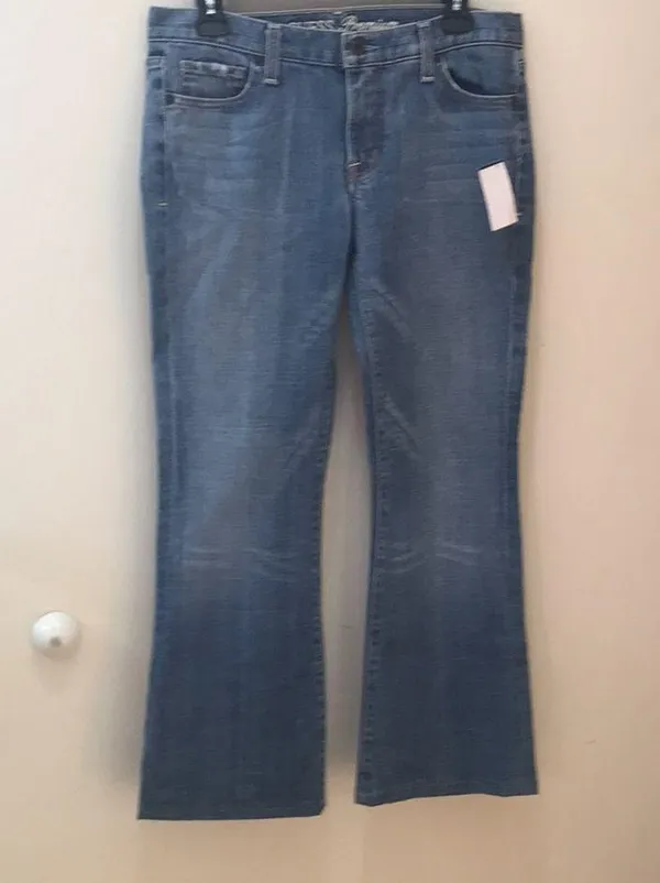 Guess premium medium blue jeans size 29 - Image 2