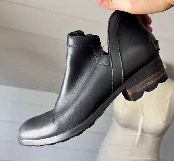 Sorel Lola II Cut Out Booties - Image 2