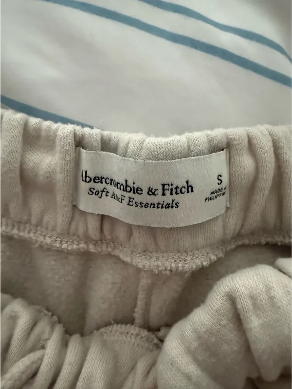 Abercrombie Sweatpants - Image 3