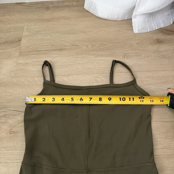 Aritzia Wilfred Free DIVINITY 5" ROMPER in Green - Image 4