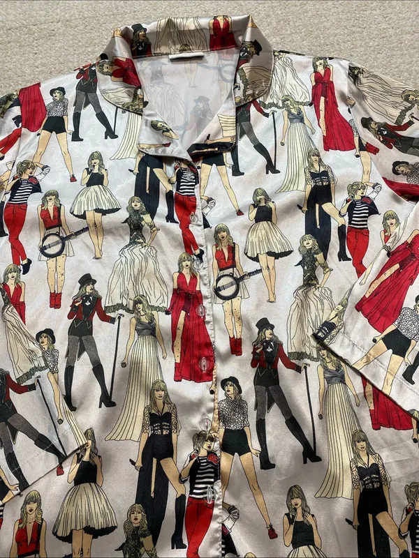 Taylor Swift Cream Button-Down Top with Red & Black Figurine Print Size M - Image 15