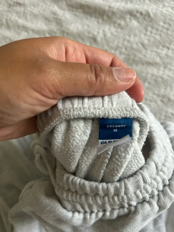 2 Old navy sweat pants  - Image 4