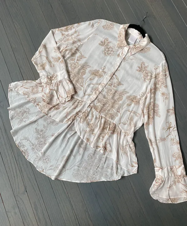 Lauren Conrad Women’s Ruffle High Low Blouse - Image 5