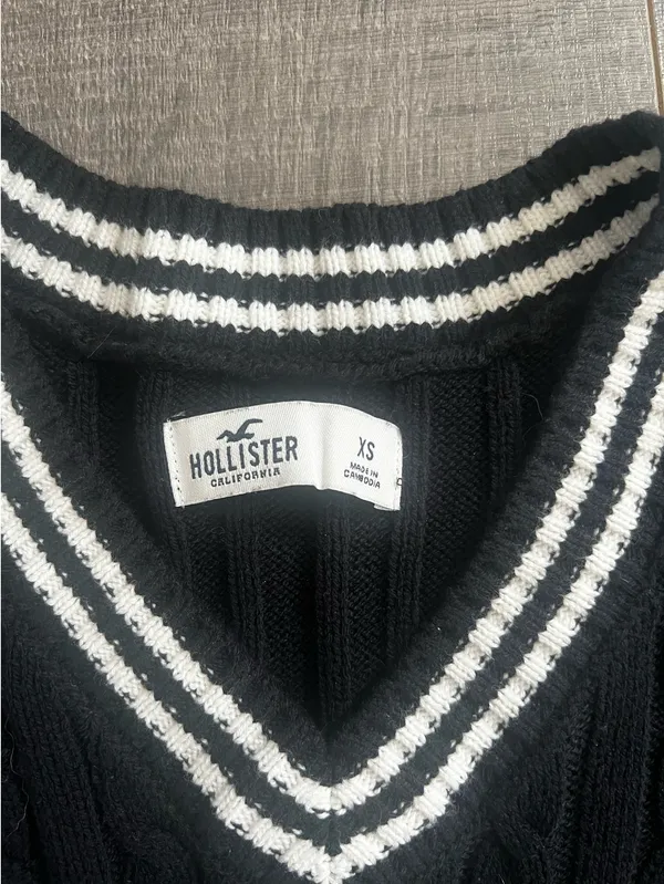 Hollister Sweater - Image 2