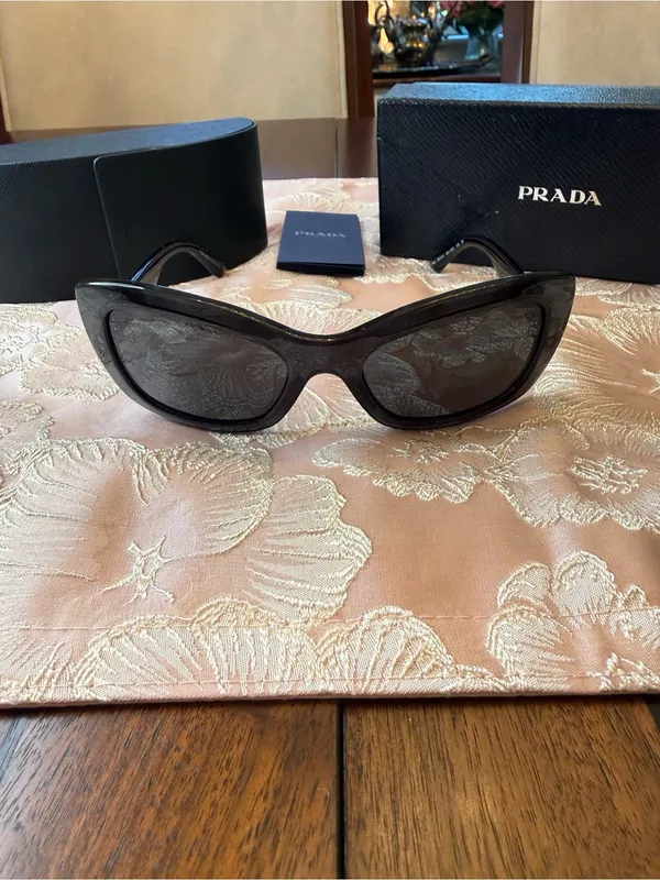 Prada SPR 19M Sunglasses Translucent Black Rectangle Cat Eye Made in Italy - Image 2