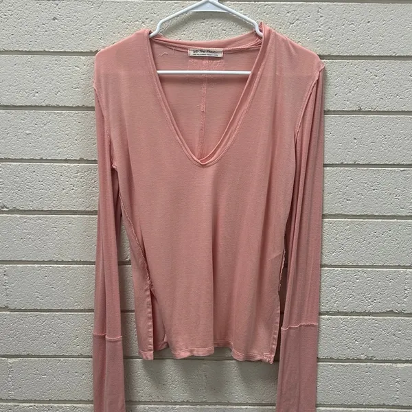 Free People We the Free Pink V Neck Long Sleeve Tee size S - Image 6