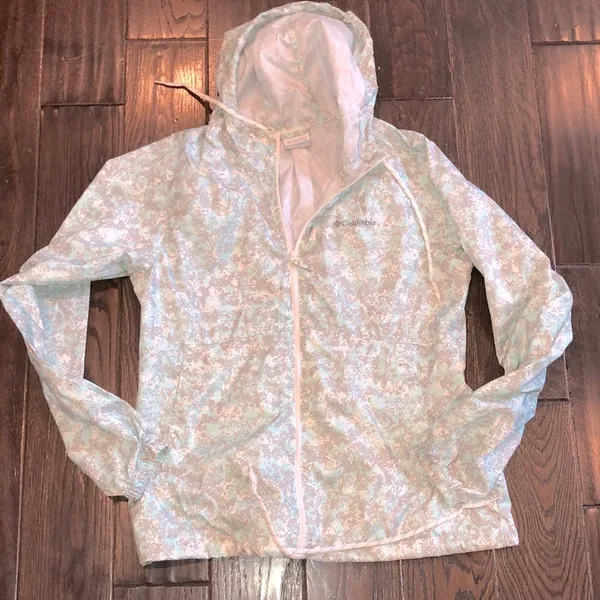 Columbia green print windbreaker jacket hooded size medium with pockets - Image 2